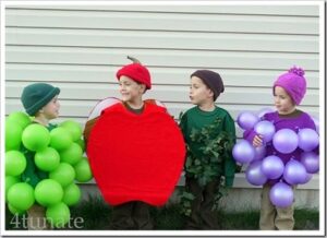 kids dressed up as fruit_resized